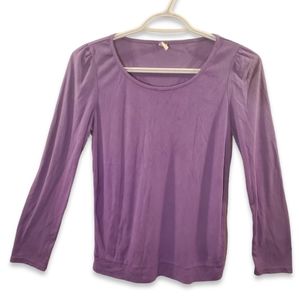 Peoleo Women's size small long sleeve shirt